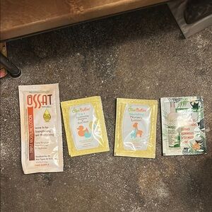 New in Packaging: Set of Assorted Hair and Skincare Sample Packets